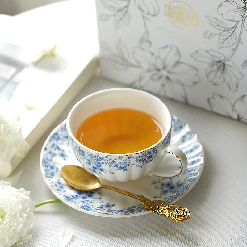 Afternoon Tea-set in Engelse s - Coffee Tea Flower recensie en prijs