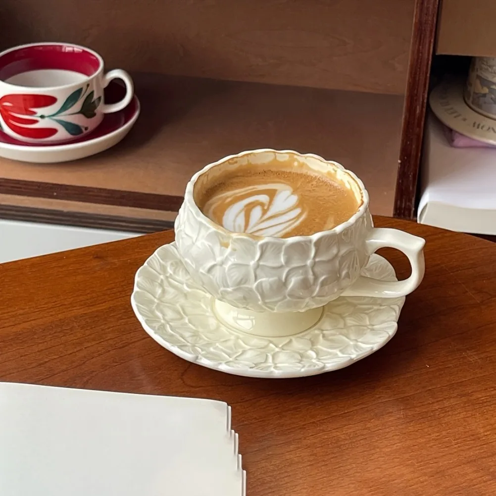Franse Crème Relief Koffiekopj - Coffee Tea Flower recensie en prijs