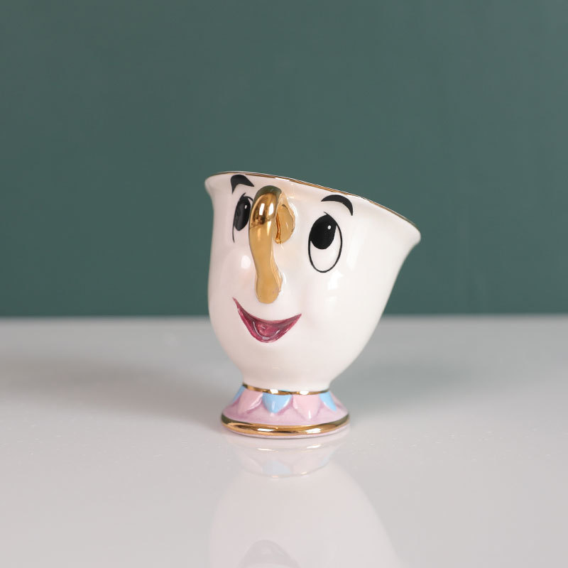 Hete theepot cartoon Belle en  - Coffee Tea Room recensie en prijs