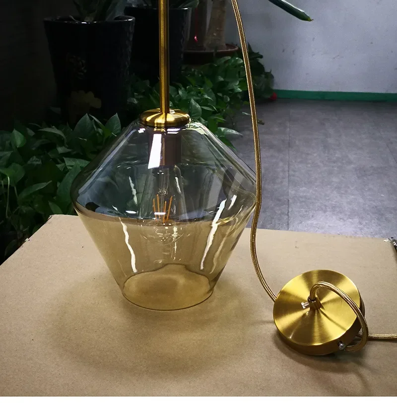 Noordse postmoderne minimalist - Switching Coffee To Tea recensie en prijs